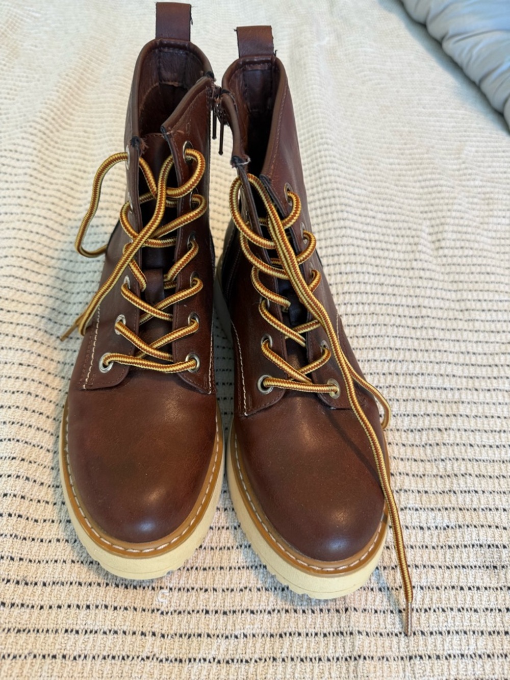 Women’s  Leather Lace-Up Work Boots